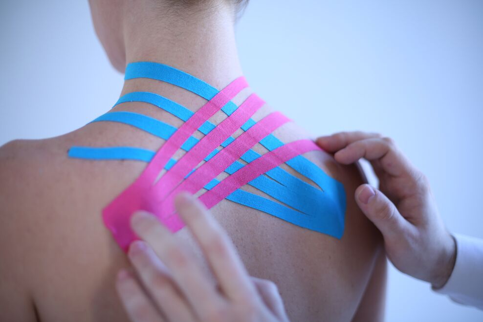 kinesiotaping para la osteocondrosis espinal