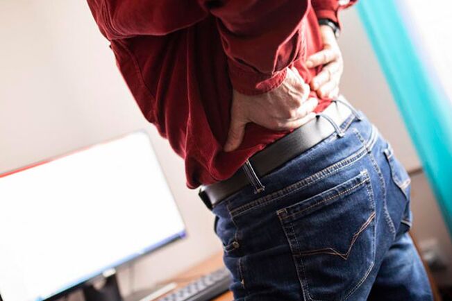 dolor de espalda debido a la osteocondrosis